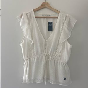 Abercrombie and Fitch brand new white top